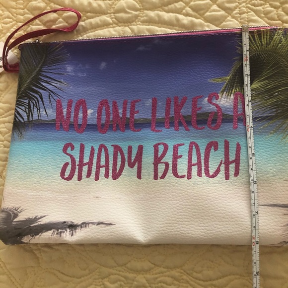 Charming Charlie makeup swimsuit clutch bag NWT - Picture 4 of 4